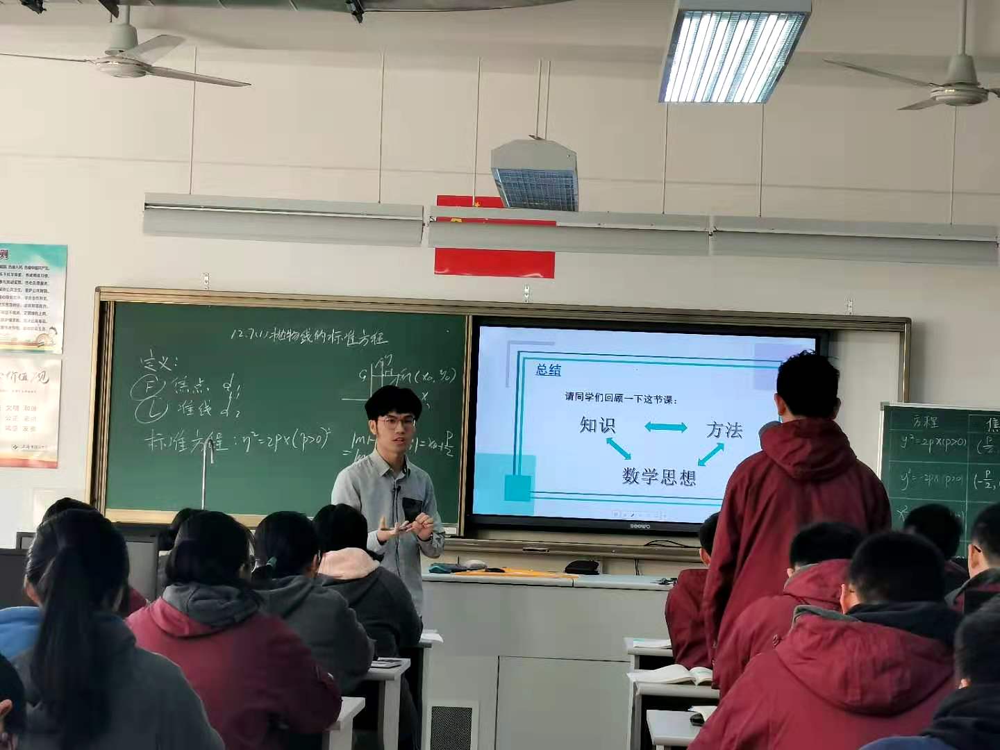 1905103536.jpg