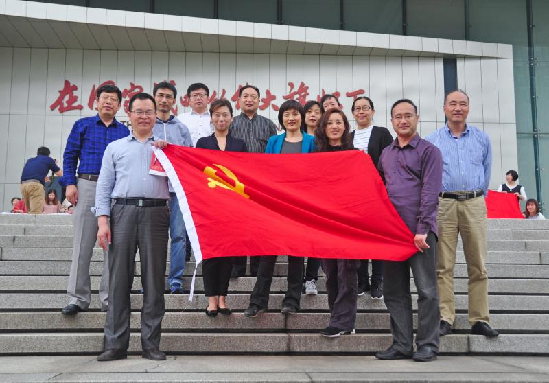 微信图片_20180512005126.jpg