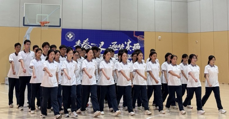 1班队列会操.jpg